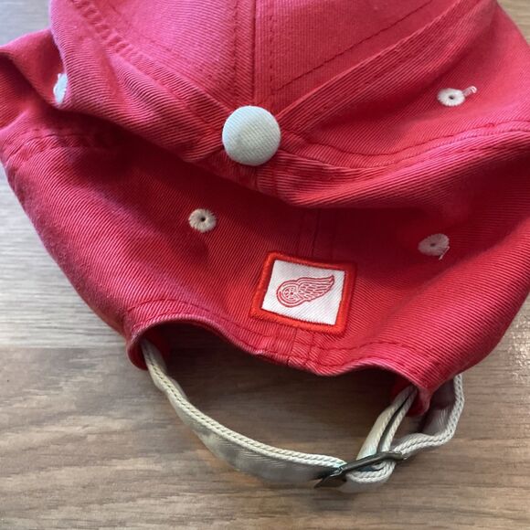 Vintage NHL Detroit Red Wings 1926 Hat OSFA Red Cap Strap Back - Picture 7 of 9